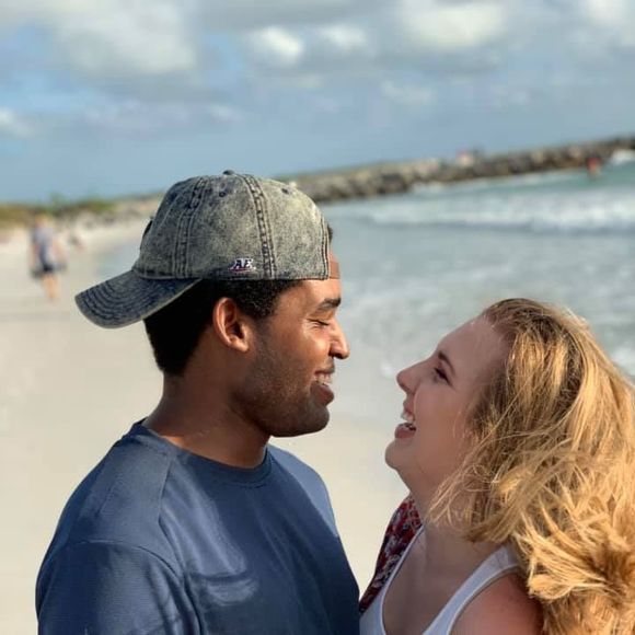 Meet your Posher, Sarah - Picture 1 of 1